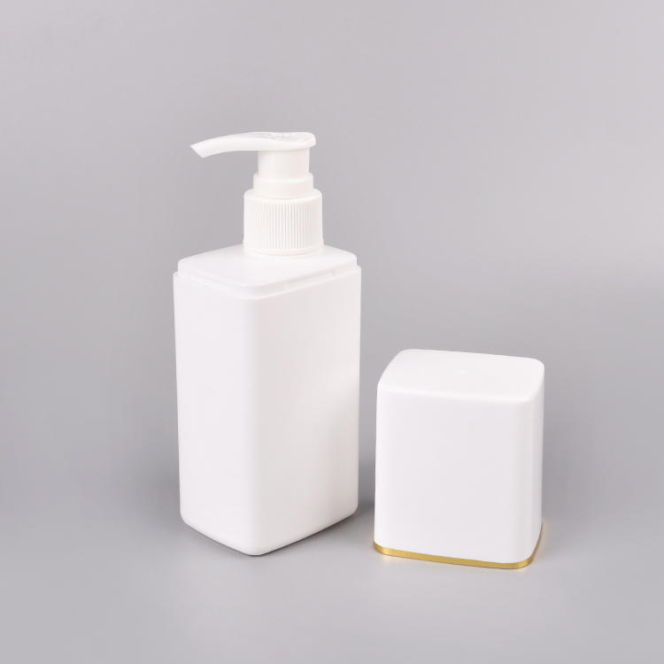 Embrace Elegance and Functionality with Cosmetic Packaging Lotion Bottles