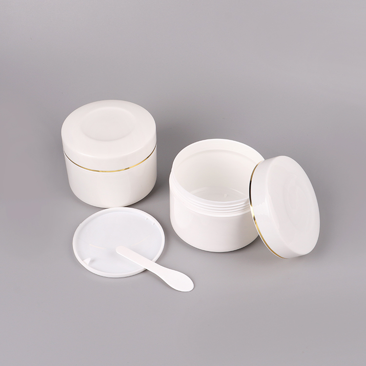 Cosmetic packaging / PP singel jars / Cream jars with spoons