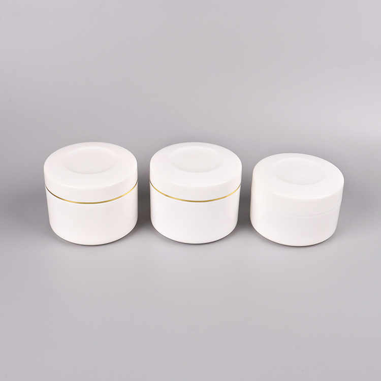 Cosmetic packaging / PP singel jars / Cream jars with spoons